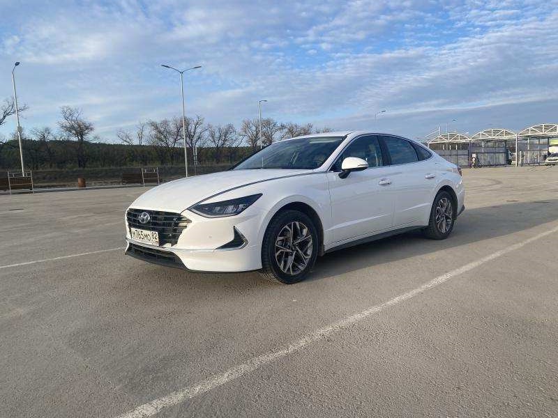   HYUNDAI SONATA 2021 ..